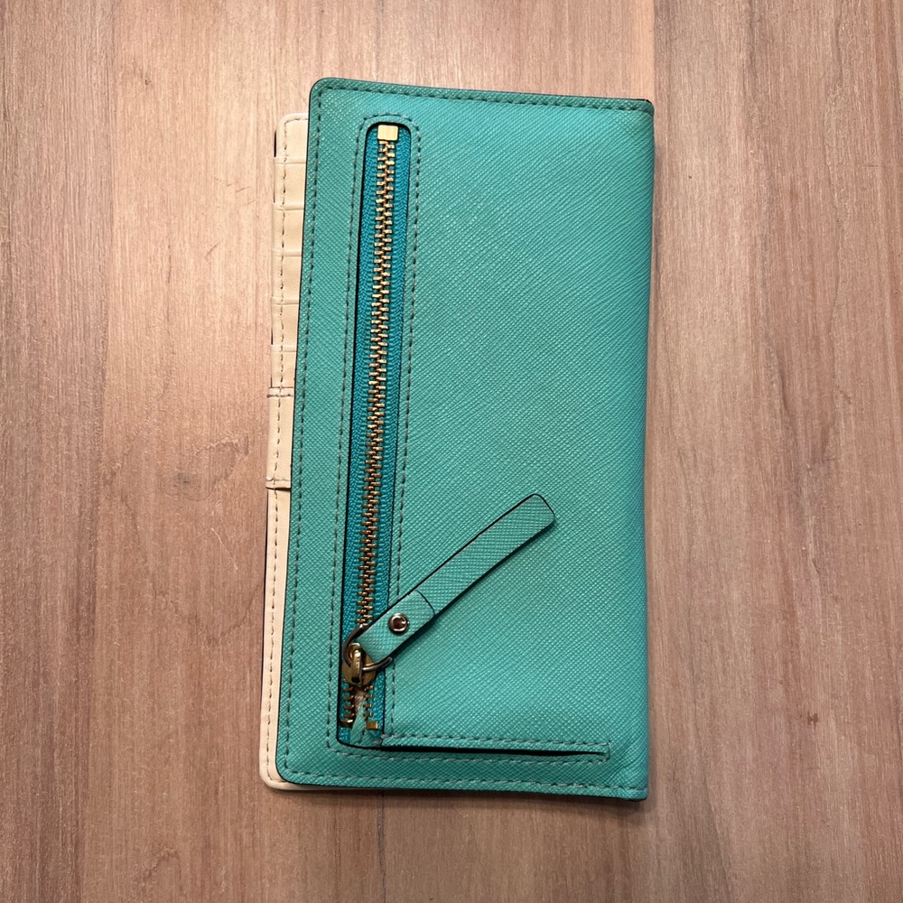 Kate Spade Wallet - Picture 2 of 4